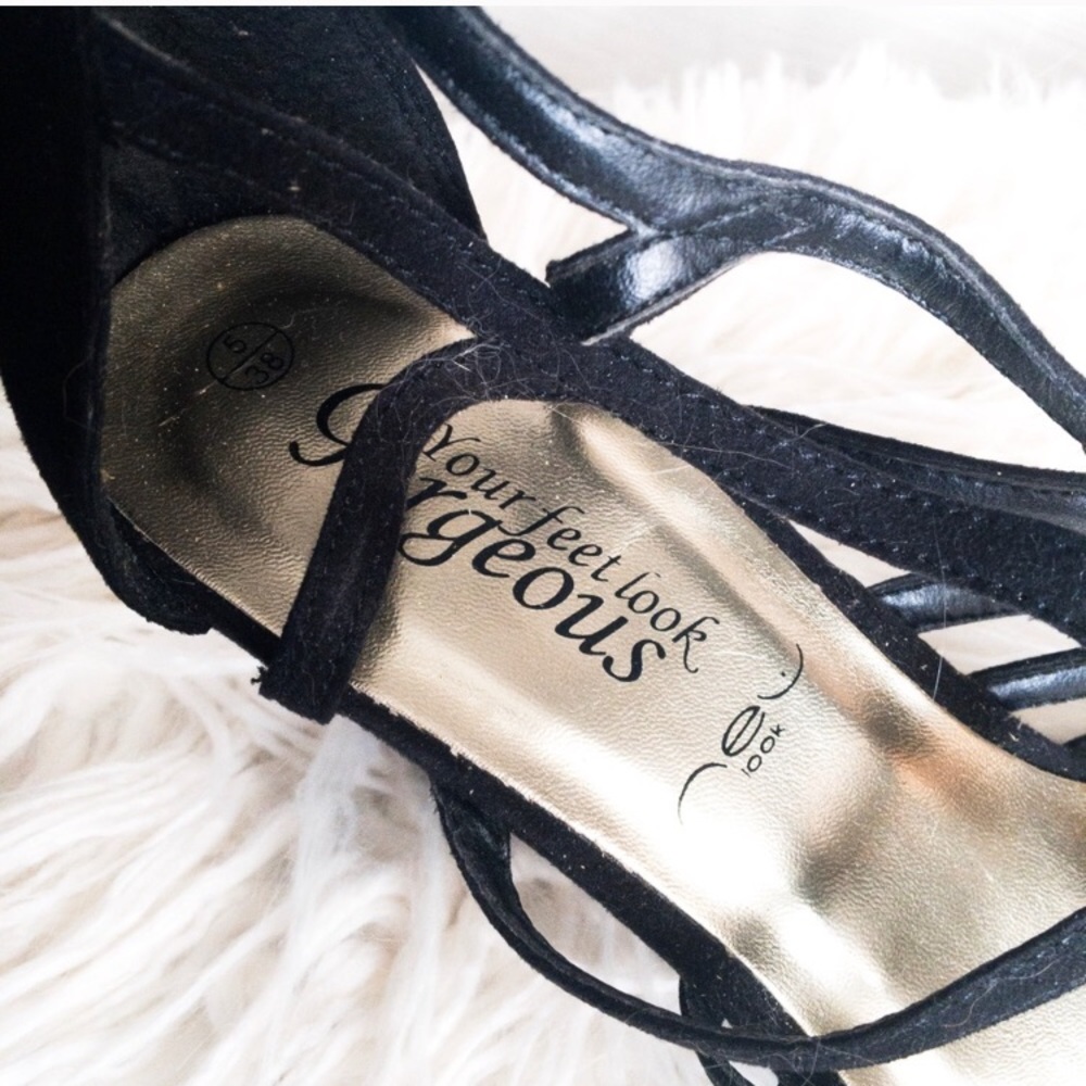Gothic Black Harness Cage Heels Sandals New - Picture 8 of 8